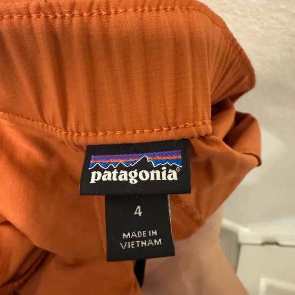 Patagonia® Worn Wear
W's High Spy Pants - Regular - Picture 8 of 11